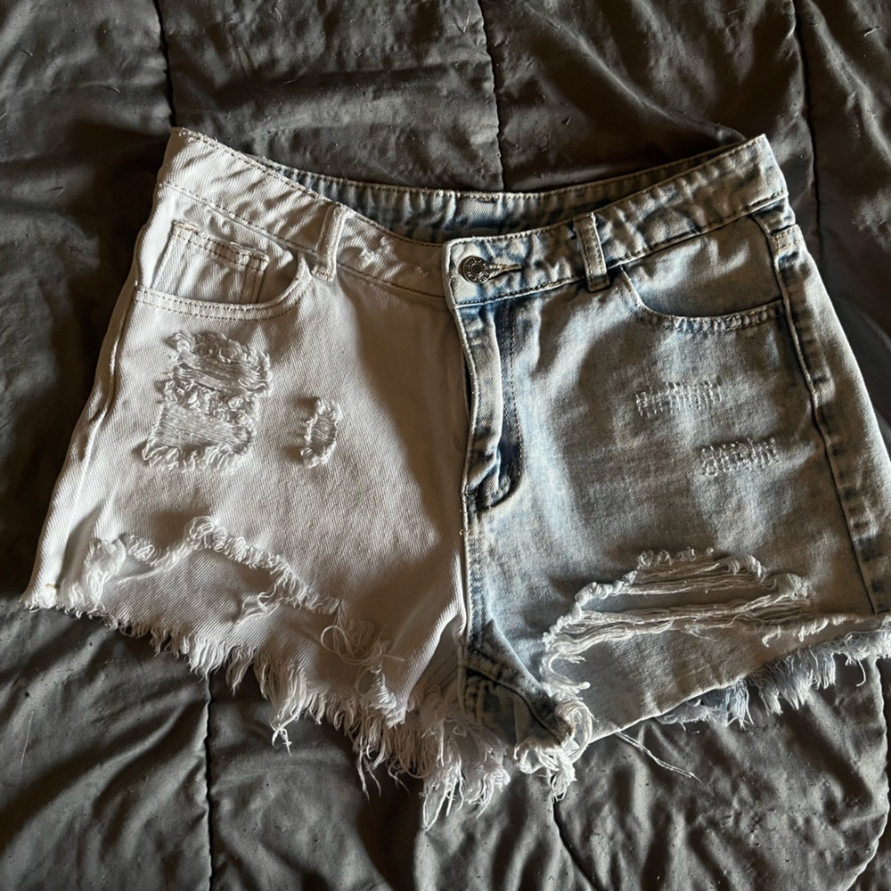 Spit Color Denim Shorts